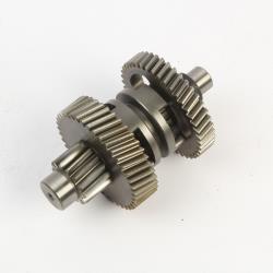 Вал редуктора реверсивный в сборе двиг. 1P57QMJ-2D (150см3,вариатор, задн. ход)