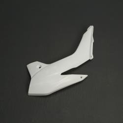 Обтекатель передний правый Avantis A2