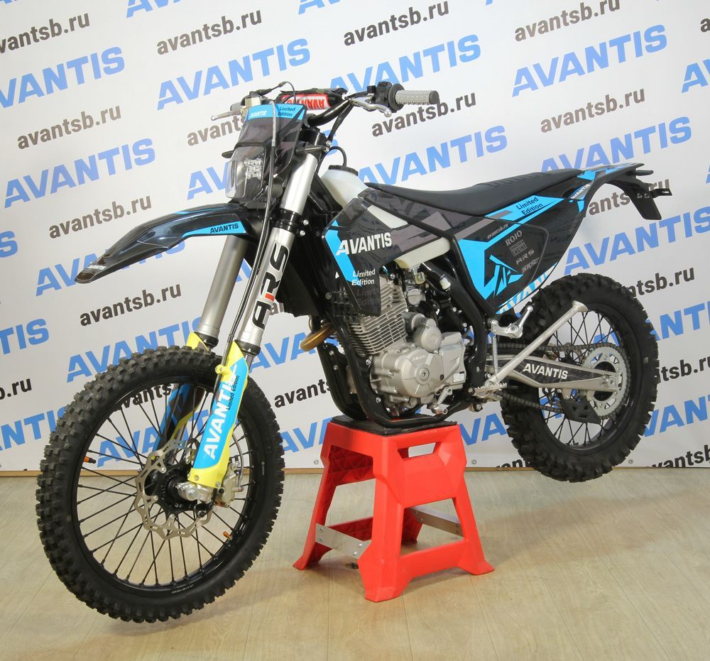 Мотоцикл Avantis Enduro 250 Carb (PR250/172FMM-5 Design HS черный) ARS с  ПТС купить в Москве с доставкой, характеристики, цены, описание – Авантис