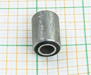 Сайлентблок φ14×φ28×39
